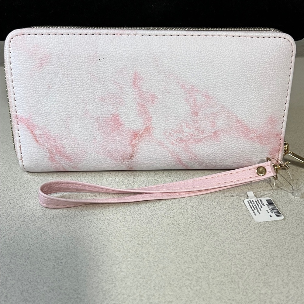 Claire’s Elegant Pink Marble Women's Wristlet